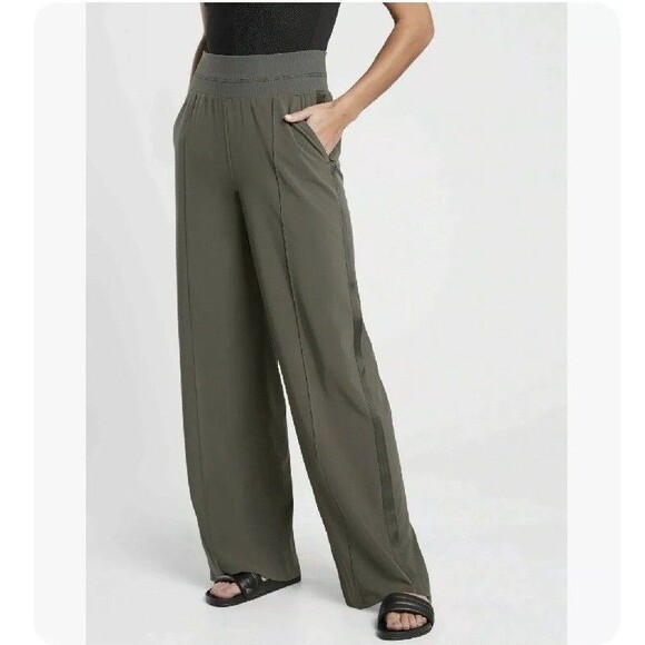 Athleta Wide Leg Pants in Olive Green - Picture 1 of 10